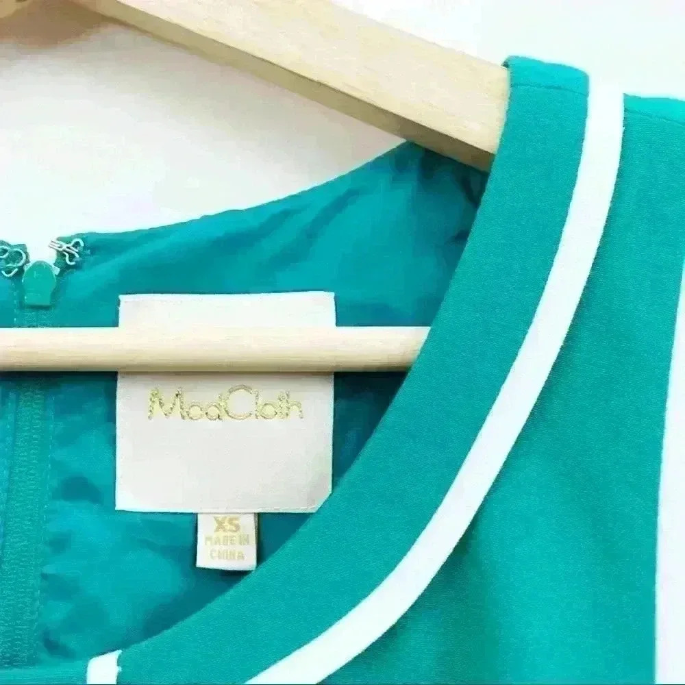ModCloth Roving Reporter Jess in Jade - Picture 10 of 14